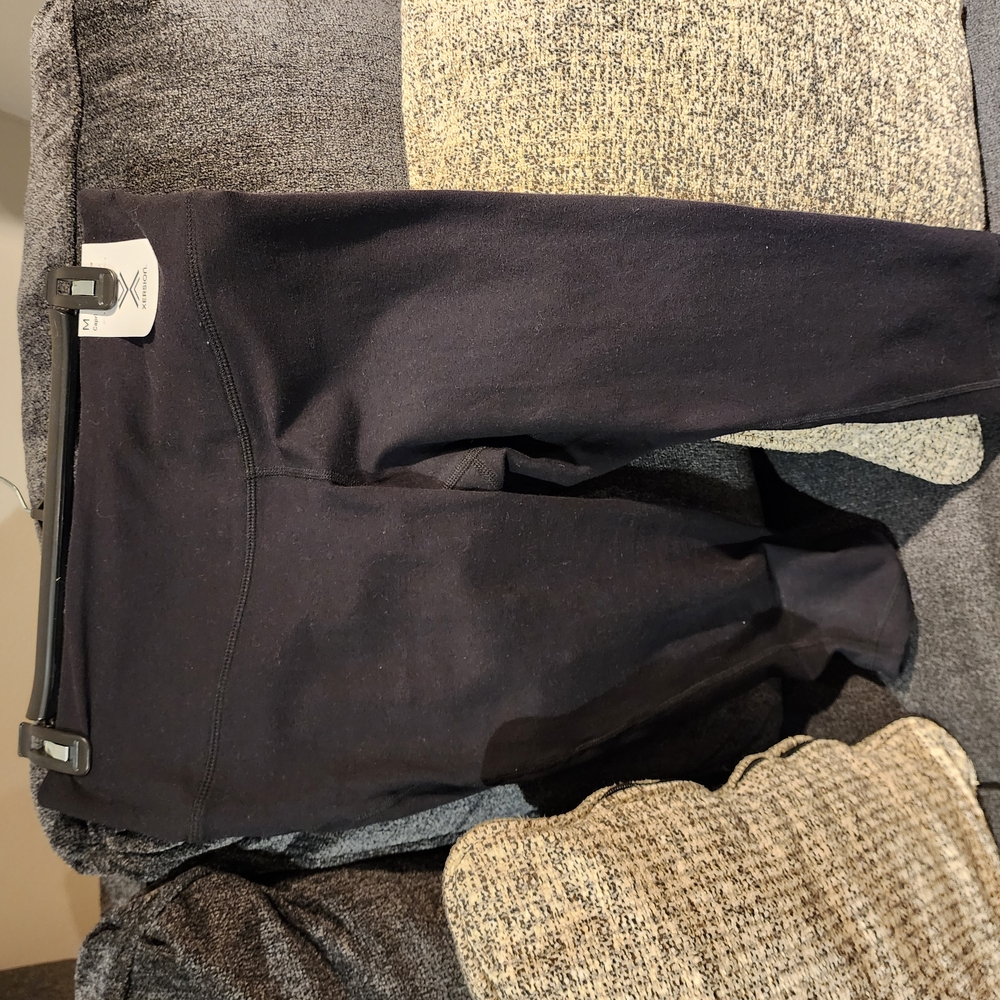 Xersion Black Capri Leggings